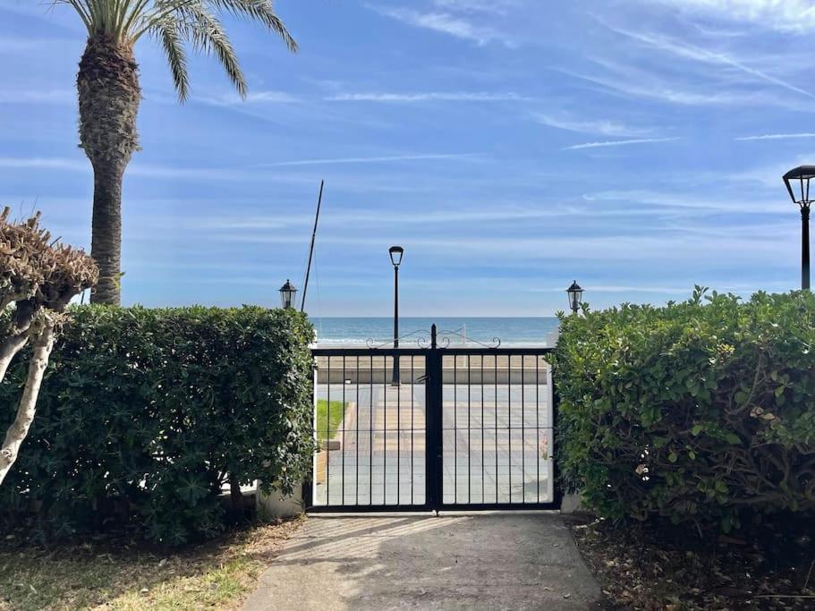 Lc Apartaments Voramar Benicàssim Kültér fotó